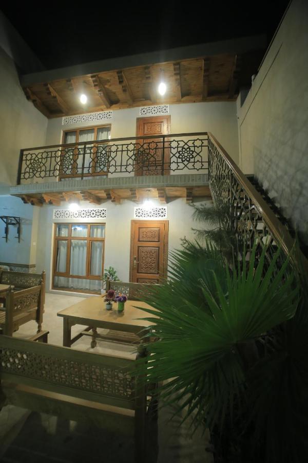 Bukhara Baraka Boutique Hotel Exterior photo