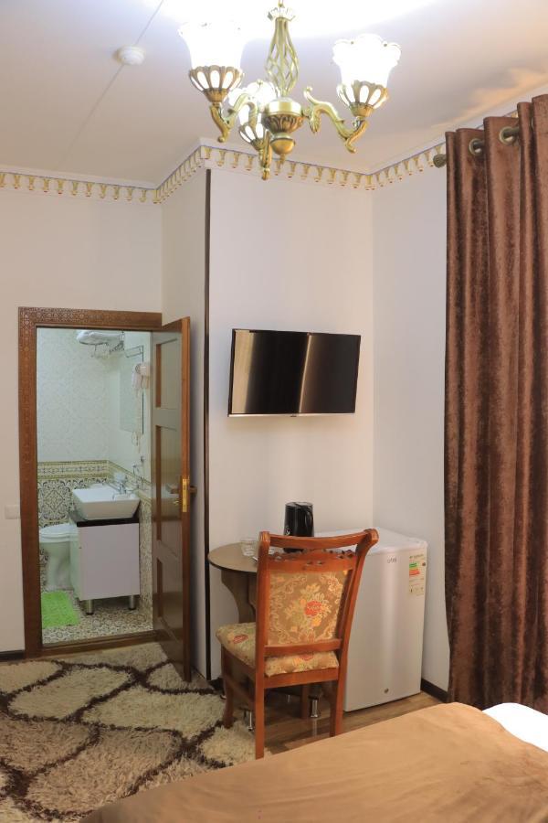 Bukhara Baraka Boutique Hotel Exterior photo